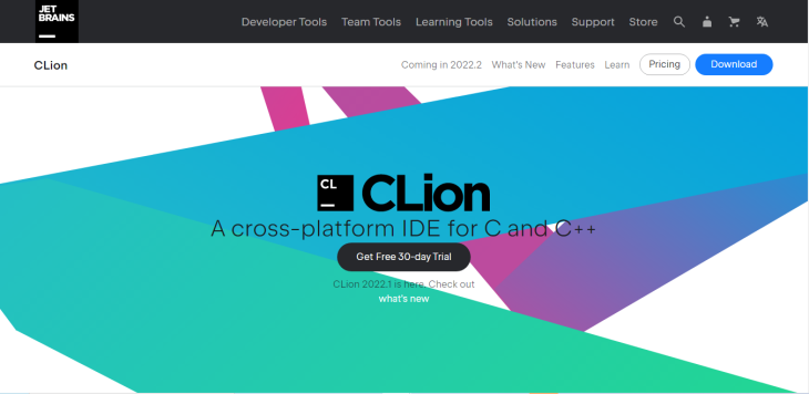 Page d'accueil CLion avec invite pour obtenir un essai gratuit de 30 jours et des informations sur la dernière version