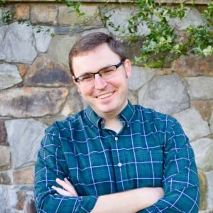 headshot of andrew evans